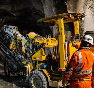 tipos de maquinaria para minería