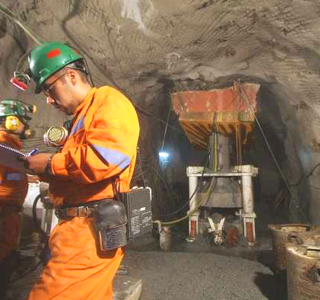 servicios de reparación para minas